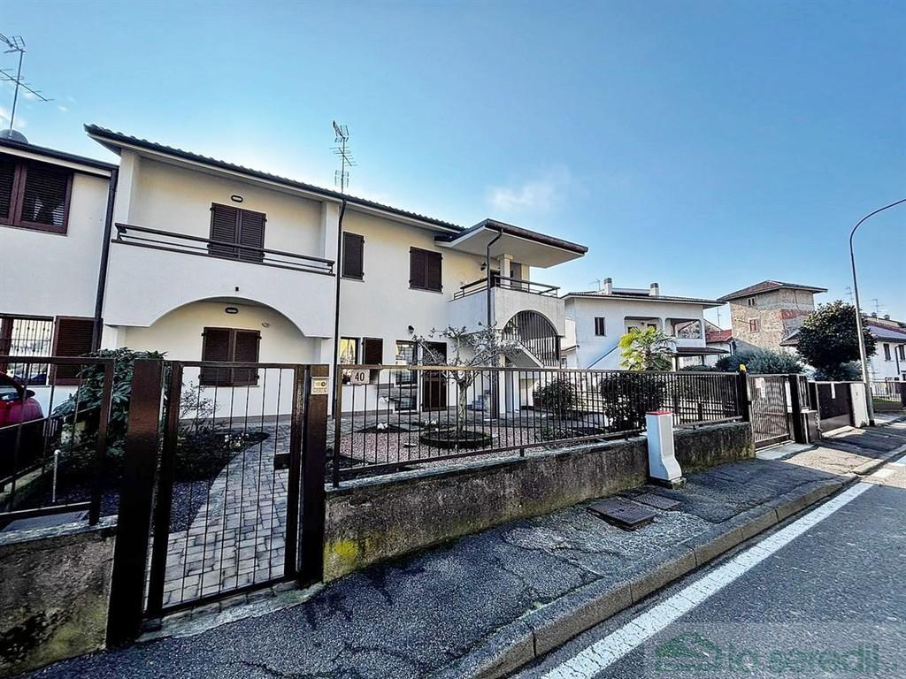 Vimercate Ruginello Appartamento in villa ad € 225.000,00