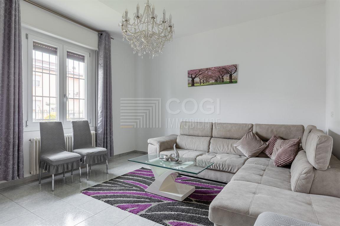 PORZIONE DI BIFAMILIARE