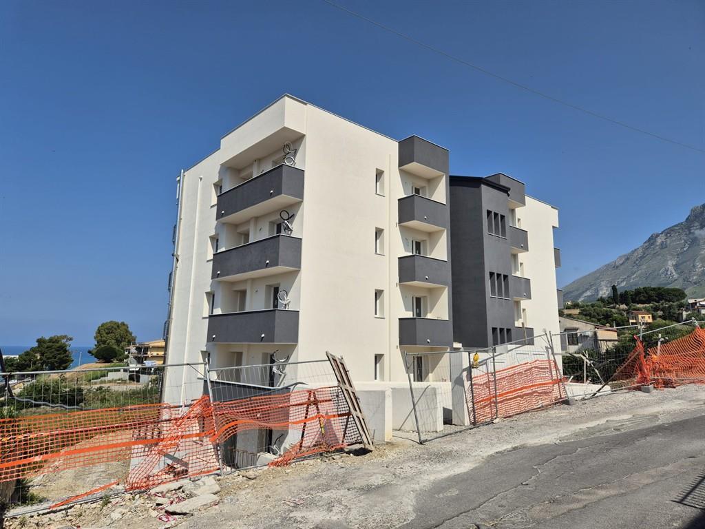 Esclusivo attico panoramico con sottotetto