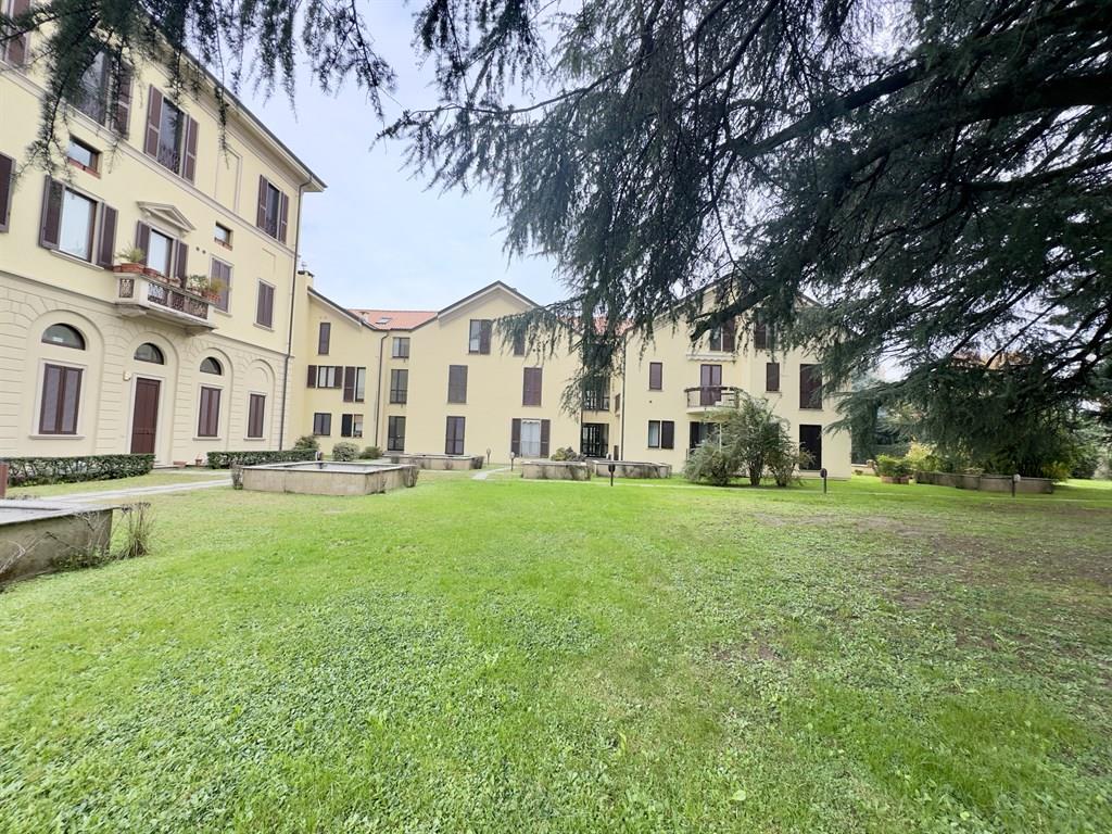 Monza zona ospedale San Gerardo - AFFITTASI ufficio con box