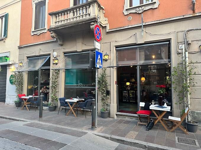 NEGOZIO AD USO RISTORANTE MONZA CENTRO VIA BERGAMO
