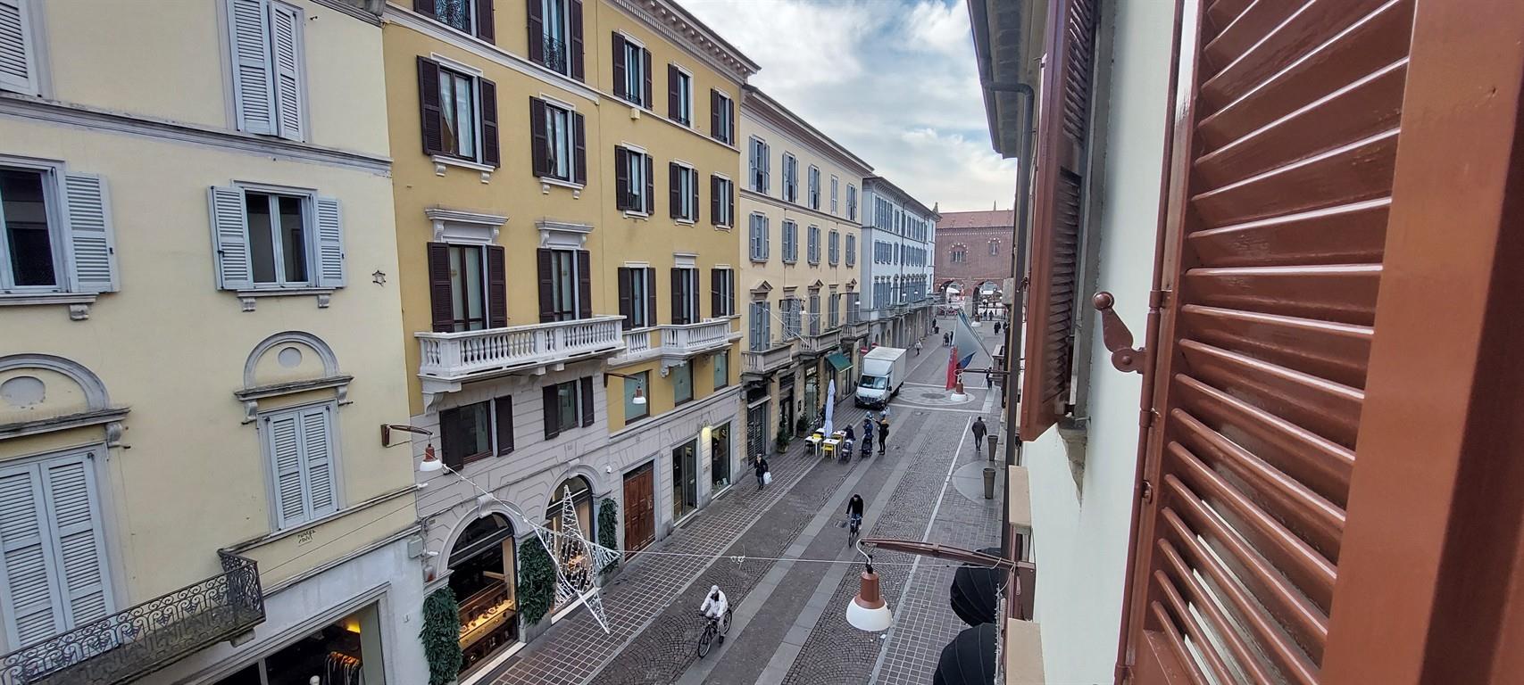 Tre locali in casa d'epoca Monza centro storico