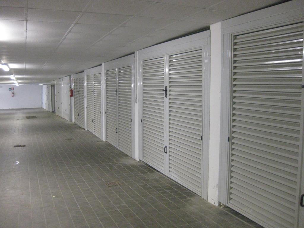 BOX AUTO A PORTOVENERE