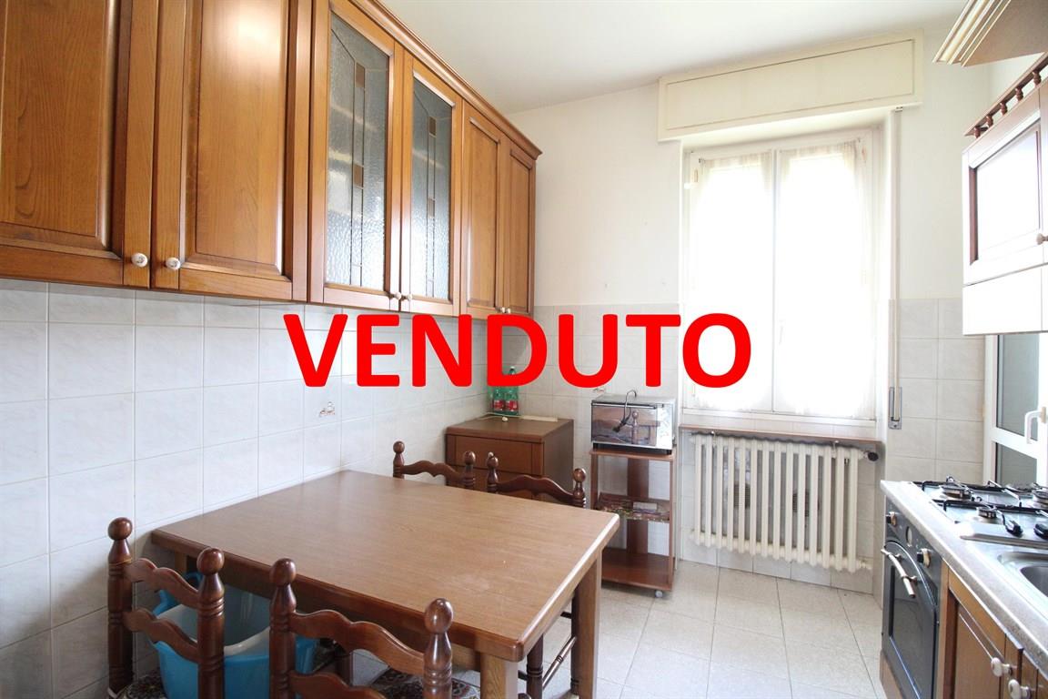 Quadrilocale all’ultimo piano con box – Canegrate, zona Il Gigante