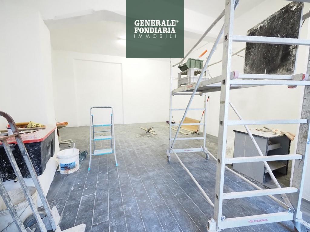 Fondo ad uso deposito in vendita, La Spezia