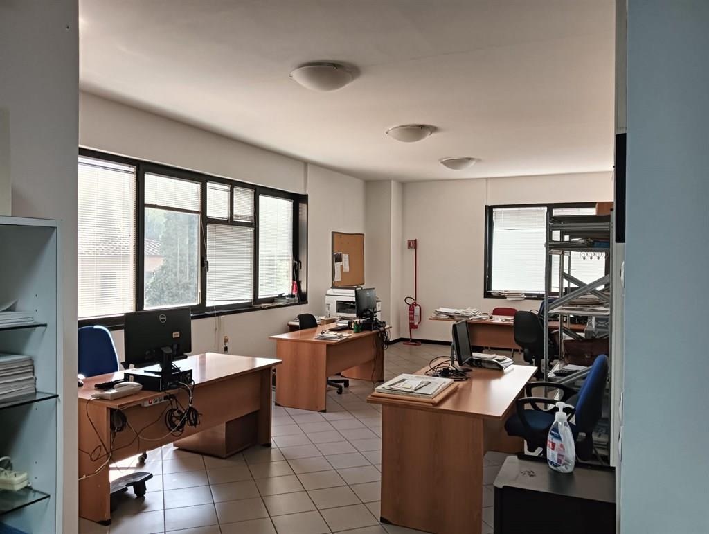 SIENA: MASSETANA ROMANA. Ufficio di 70 mq