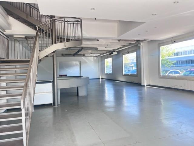 Funo Centergross (BO) - Affittasi capannone