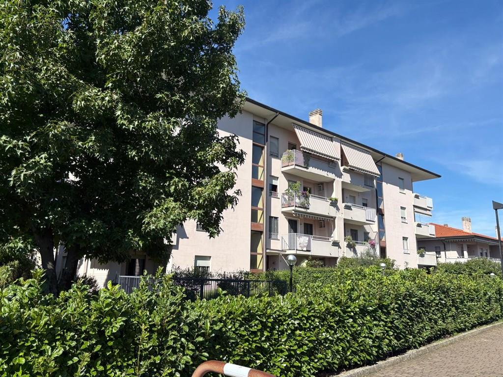 Vimercate zona Ruginello proponiamo bilocale arredato e termoautonomo.