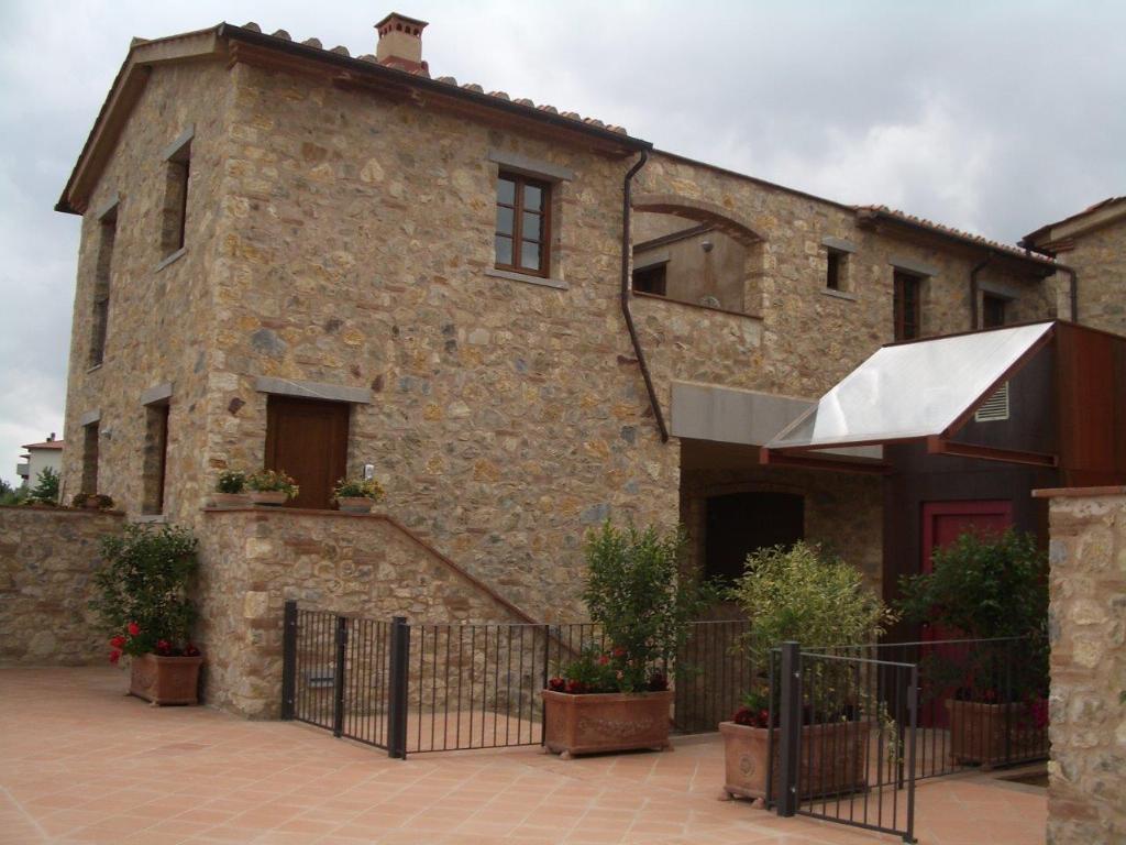 In tipico paese Chiantigiano