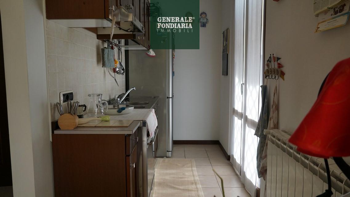 Appartamento in vendita, bilocale con terrazza, La Spezia.