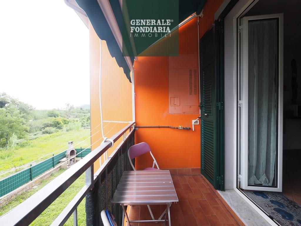 Appartamento di 4 vani, Follo