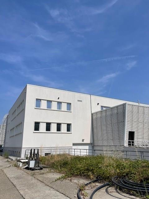 VENDESI CAPANNONE - PIANORO