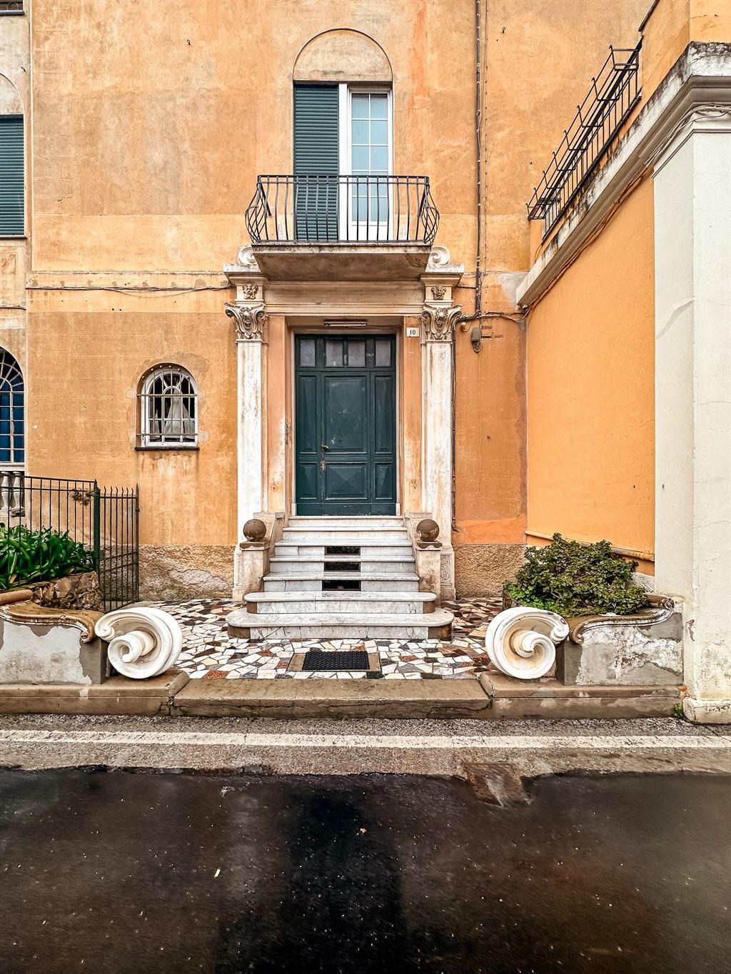Santa Margherita Ligure a pochi passi dal mare, vicinissimo a Villa Durazzo e al centro