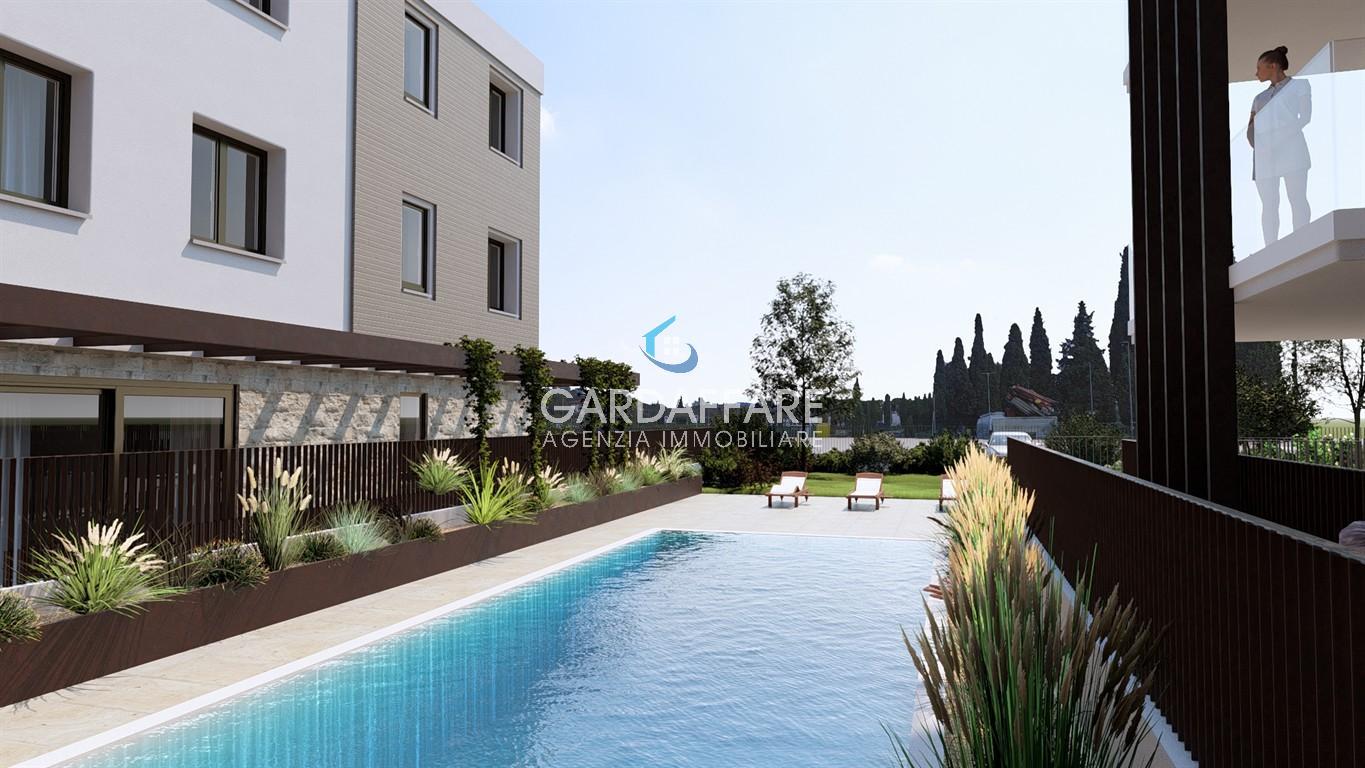 Nuovo Trilocale con doppi servizi ed ampia loggia !