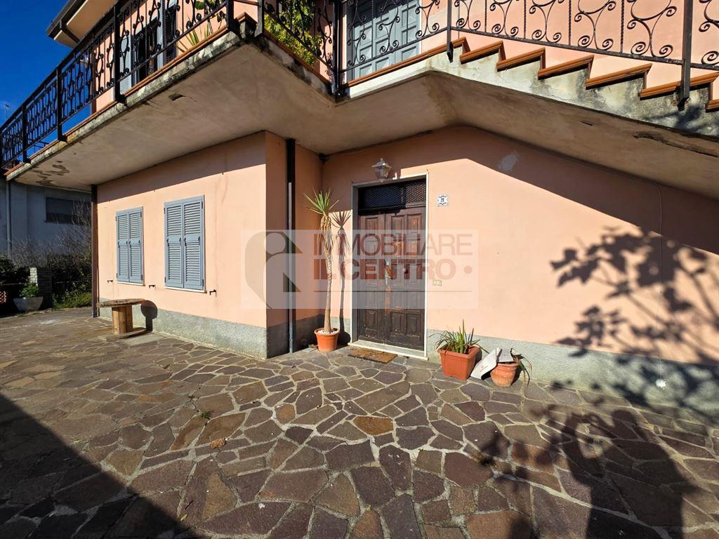 Appartamento 4 vani con giardino