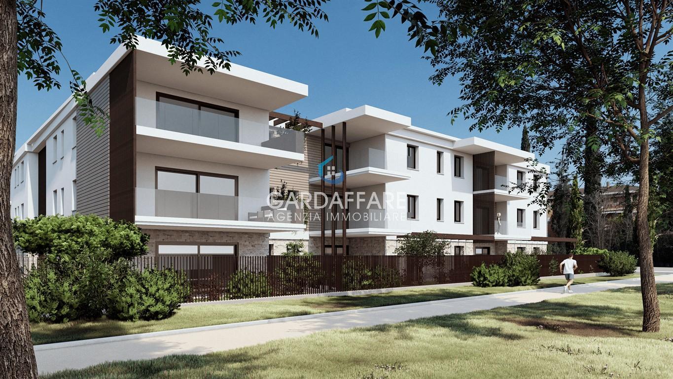 Nuovo Trilocale con doppi servizi ed ampia loggia !