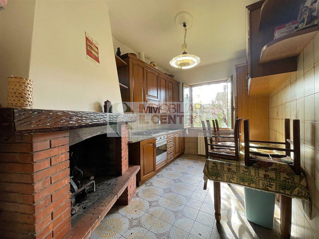 Casa indipendente con giardino