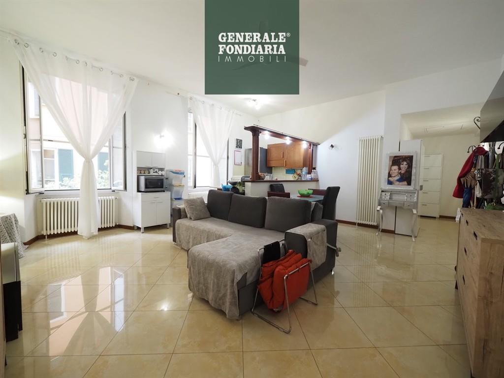 Appartamento 4 vani, La Spezia Centro