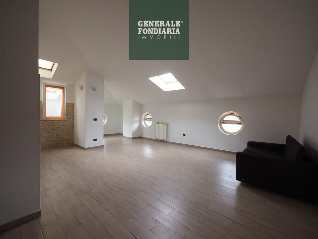 Appartamento in affitto, Albiano Magra.