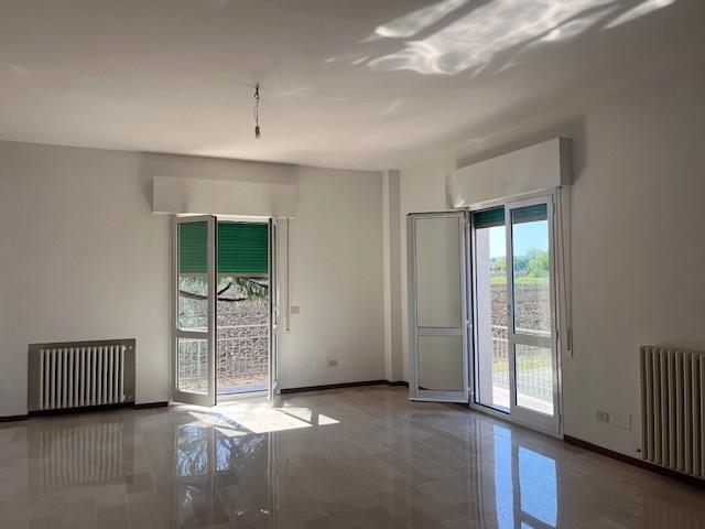 Ozzano dell'Emilia (BO) - Affittasi laboratorio al primo piano