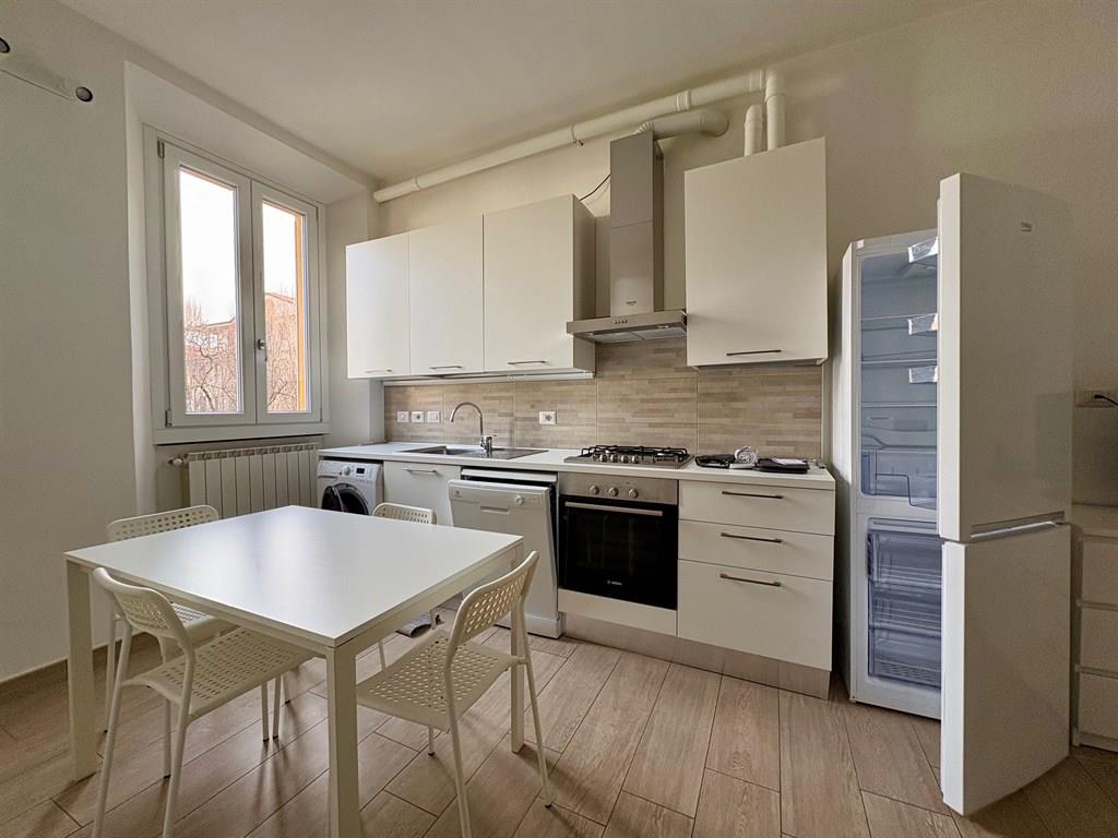 CONCOREZZO OTTIMO 3 LOCALI COMPLETAMENTE ARREDATO