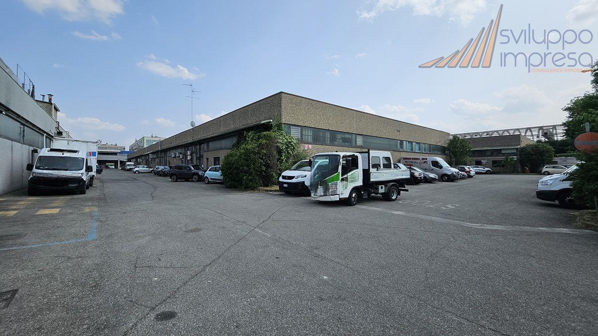 CAPANNONE IN AFFITTO A SESTO SAN GIOVANNI
