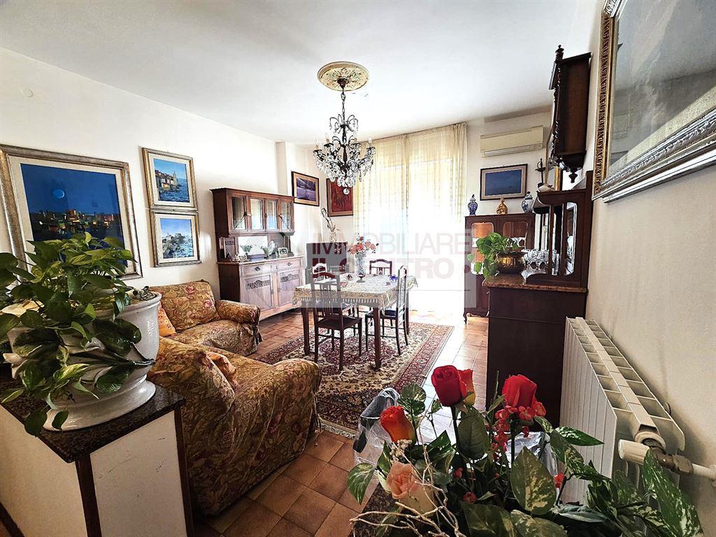 TRILOCALE CON GARAGE