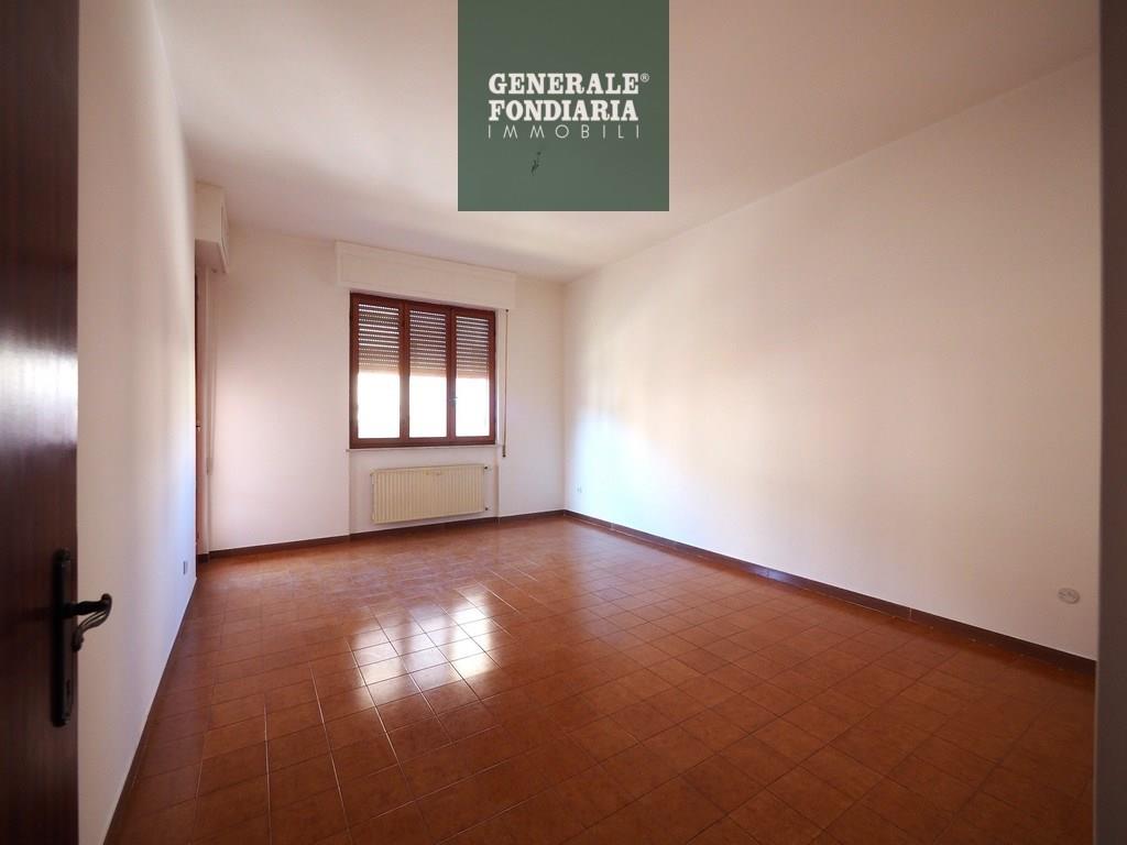 Appartamento spazioso di 104 mq, Piana Battolla.