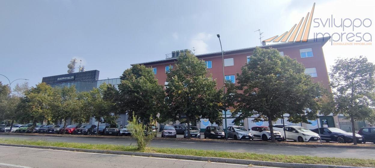 UFFICIO IN AFFITTO A COLOGNO MONZESE