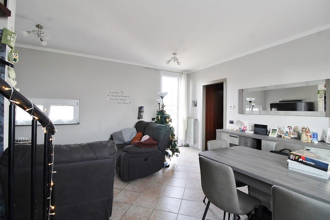 Trilocale su due livelli in palazzina di sole 4 famiglie