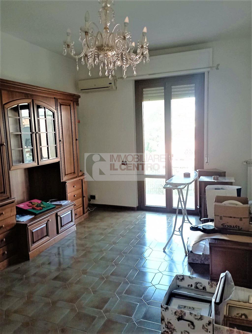 Appartamento 4 vani con balcone