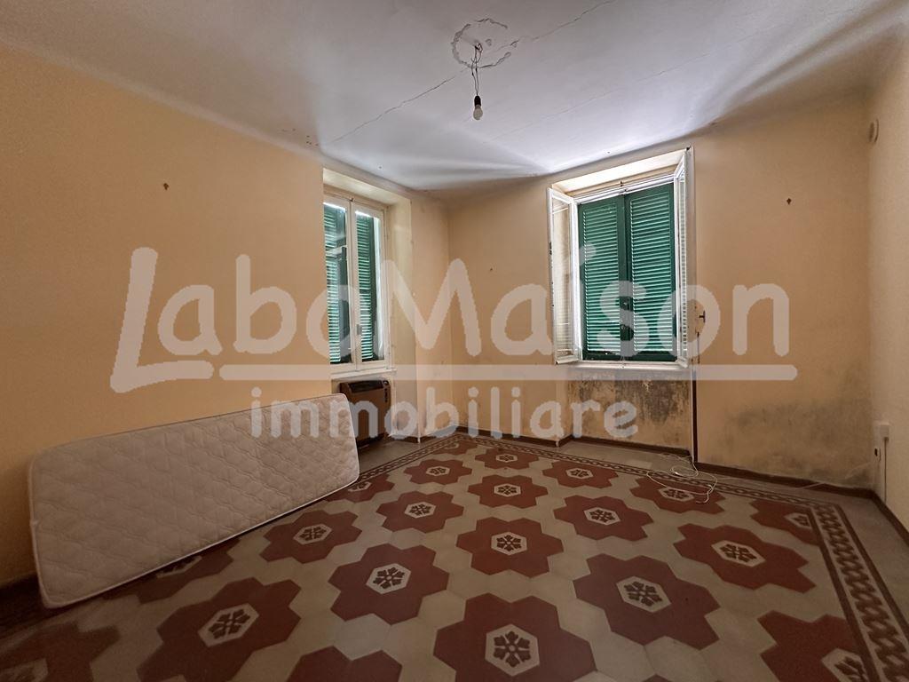 GAVIRATE porzione di palazzina