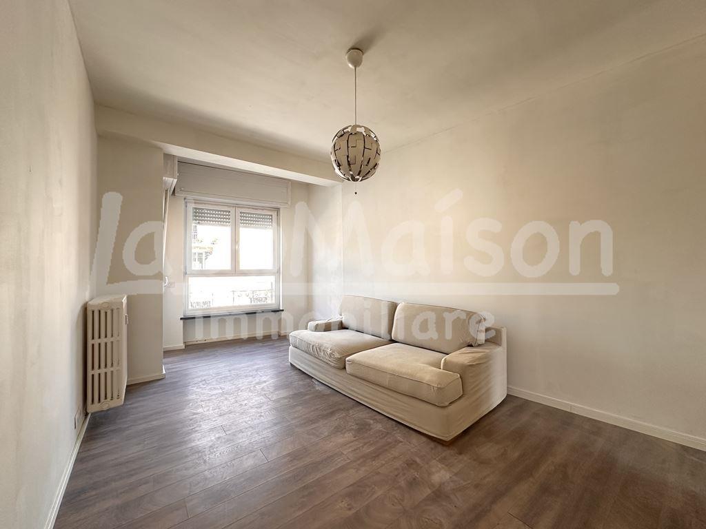 BESOZZO centralissimo bilocale