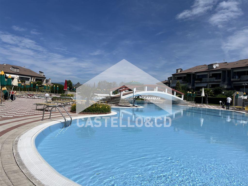 Appartamento con piscina