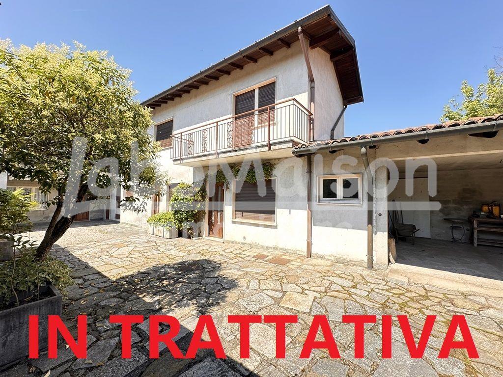 BARDELLO porzione con cortile privato