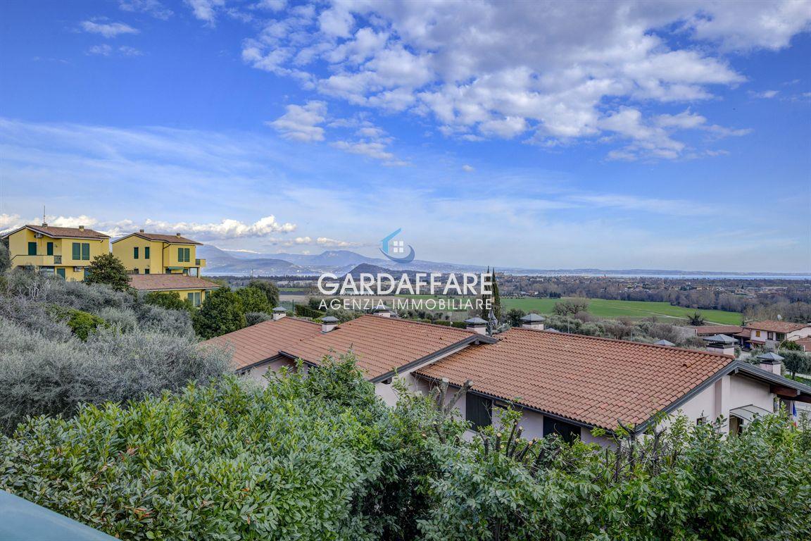 APPARTAMENTO CON VISTA LAGO A 360° A POLPENAZZE DEL GARDA