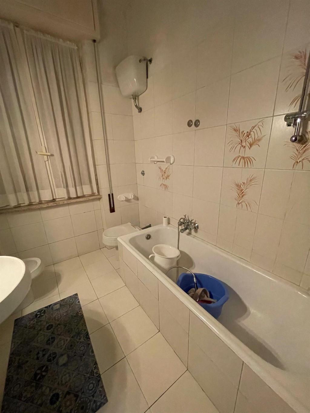 Quadrilocale in vendita in via Vittorio Locchi