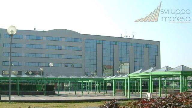 UFFICIO VICINANZE METROPOLITANA IN AFFITTO A SESTO SAN GIOVANNI