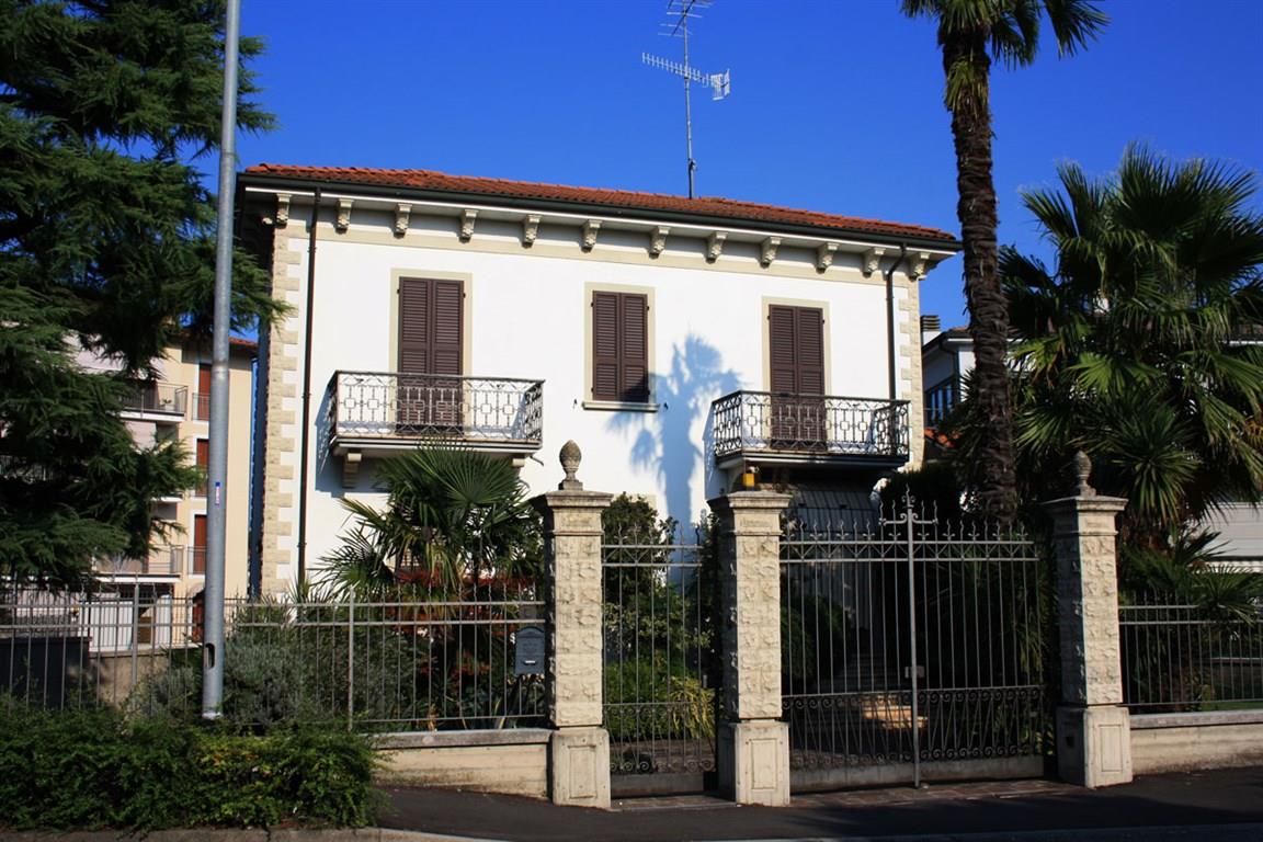 Villa singola in centro a Desenzano del Garda