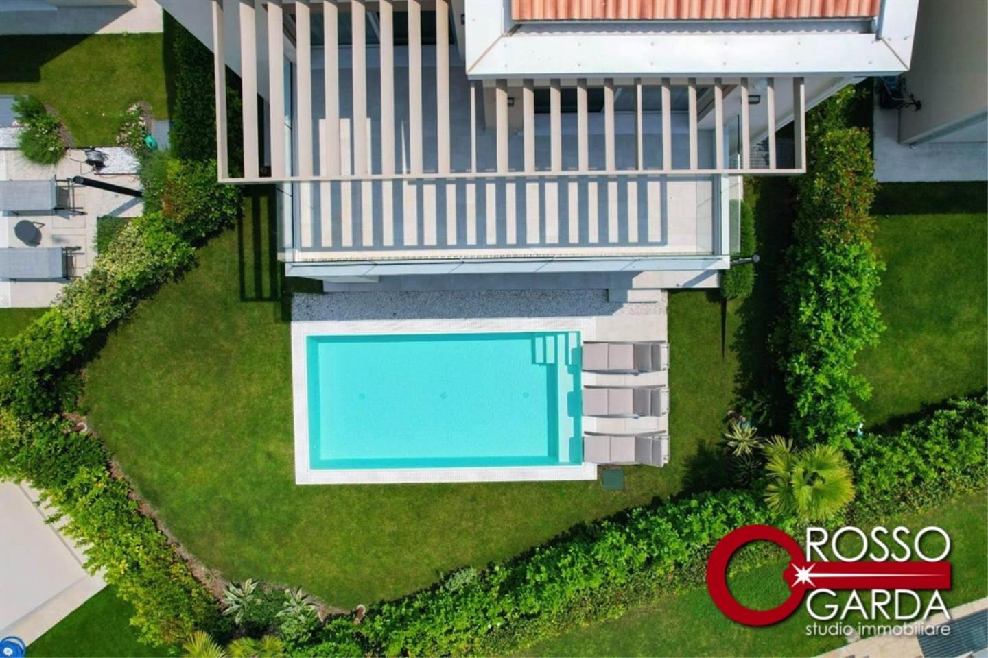 Villa 50 metri lago vendita Sirmione foto aerea