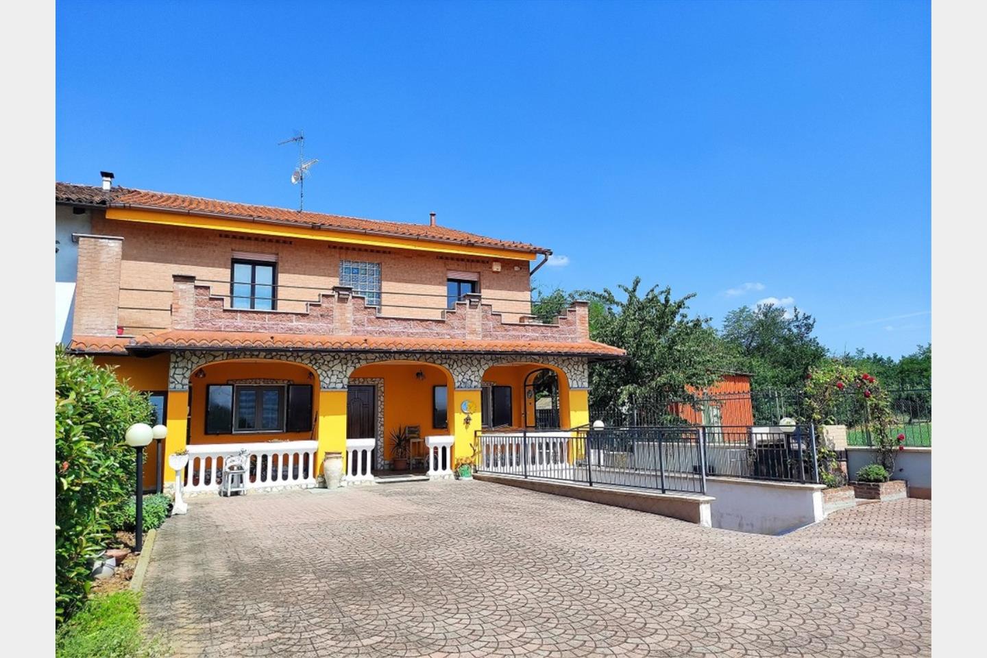 Casa Semindipendente in Vendita Rocchetta Tanaro