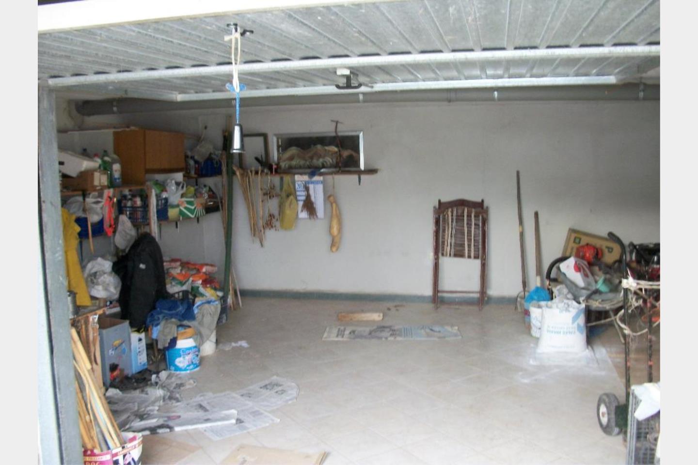 Carbonia Sirri Indipendente con Terreno