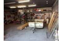 MAGAZZINO CON GARGAE IN VENDITA