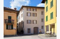 Valmadrera, complesso immobiliare ricostruito a nuovo + boxes e posti auto