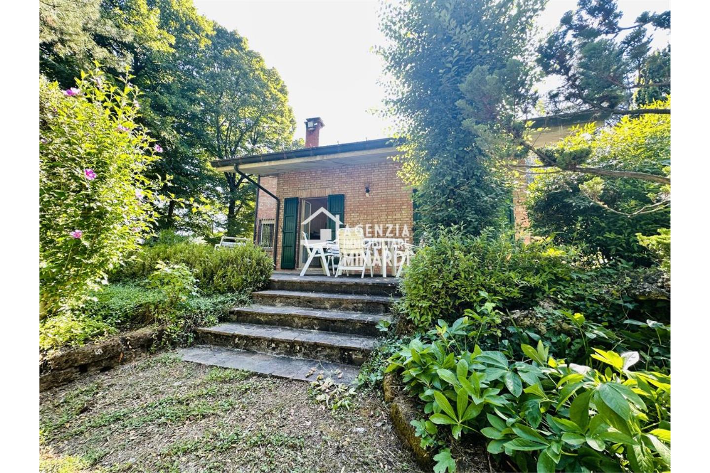 Villa in Vendita Castrocaro Terme e Terra del Sole