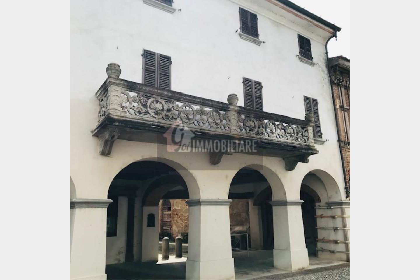 Casa Indipendente in Vendita Castelponzone