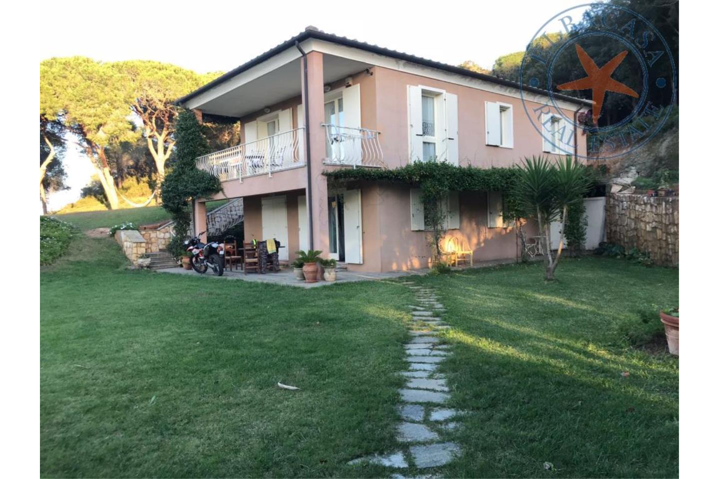Villa in Vendita Capoliveri
