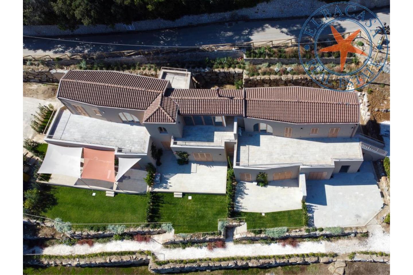 Villa quadrifamiliare in Vendita Marciana
