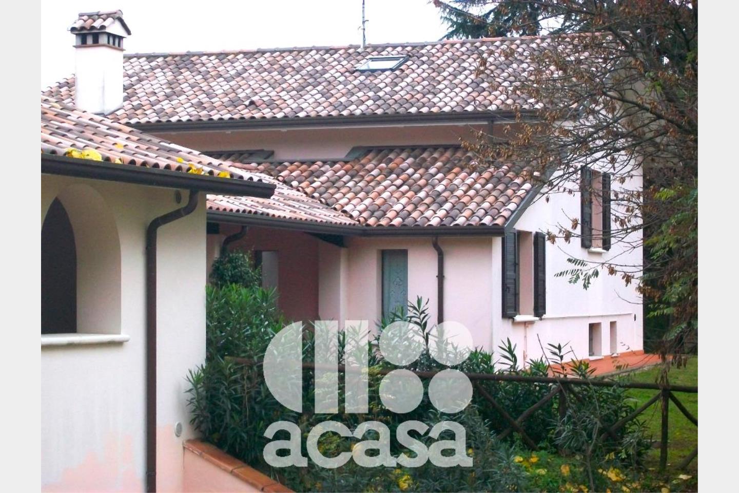 Villa bifamiliare in Vendita Cesena