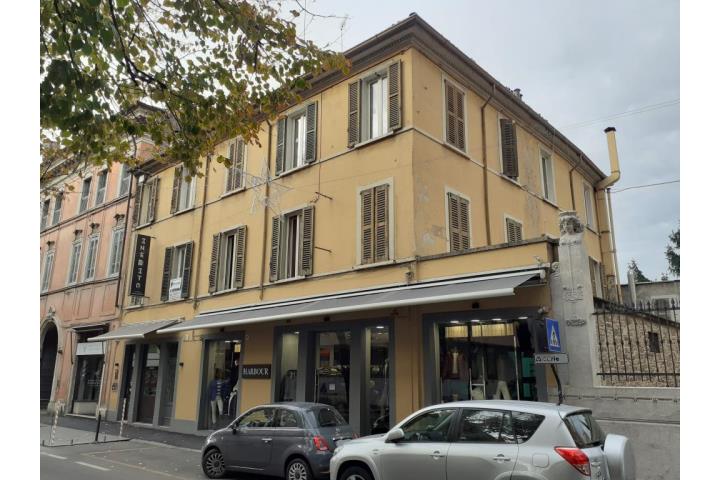 Palazzo in Vendita Brescia